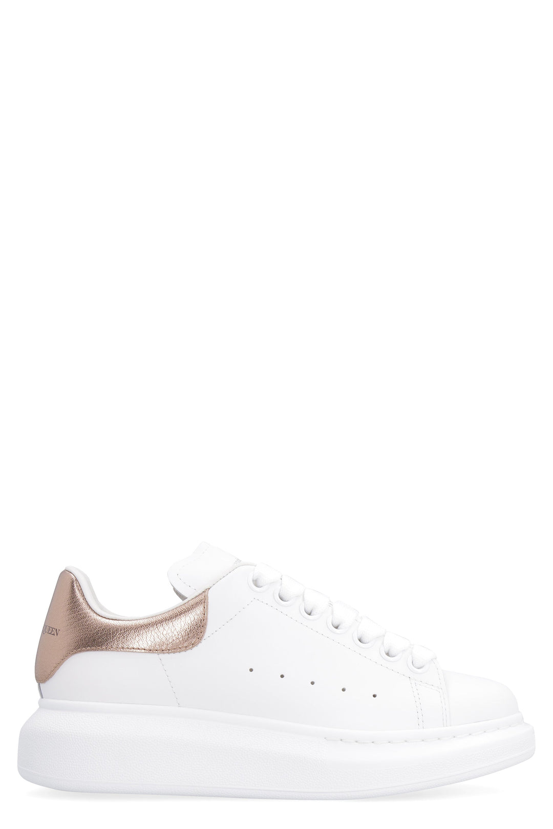 OVERSIZE SNEAKERS