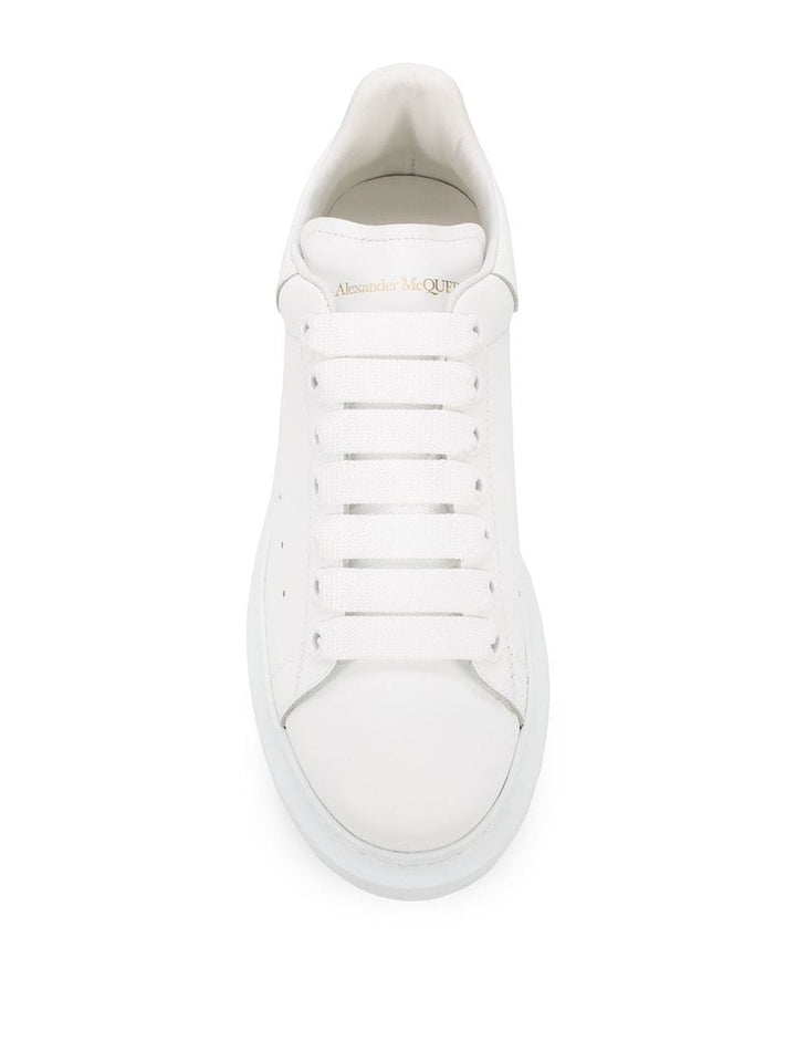 OVERSIZE SNEAKERS