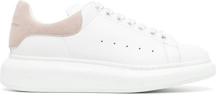 OVERSIZED LEATHER SNEAKERS