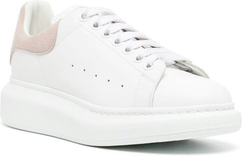 OVERSIZED LEATHER SNEAKERS