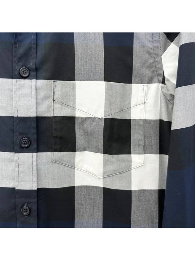 Burberry Men's Checked Stretch Cotton Poplin Long Sleeve Shirt Navy