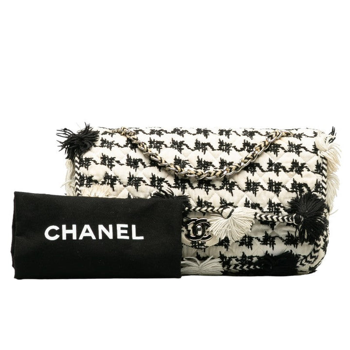 Top Quality Chanel Matrases Chain Twin Chain houlder Bag White Black Canvas  Chanel