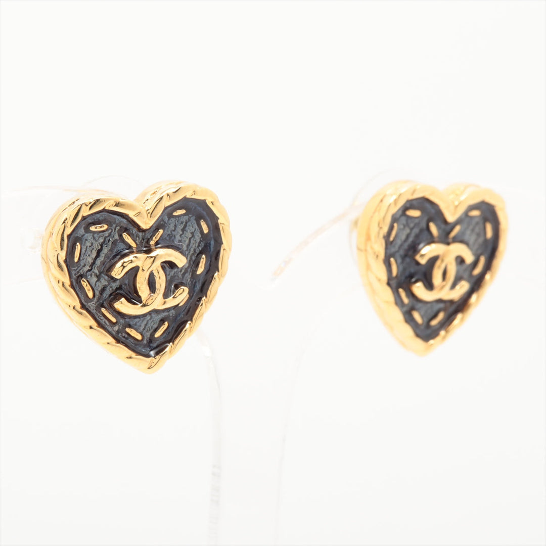 Top Quality Chanel Coco Heart I24P Ear Rings for both ears