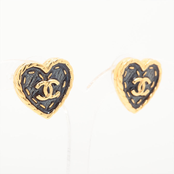 Top Quality Chanel Coco Heart I24P Ear Rings for both ears