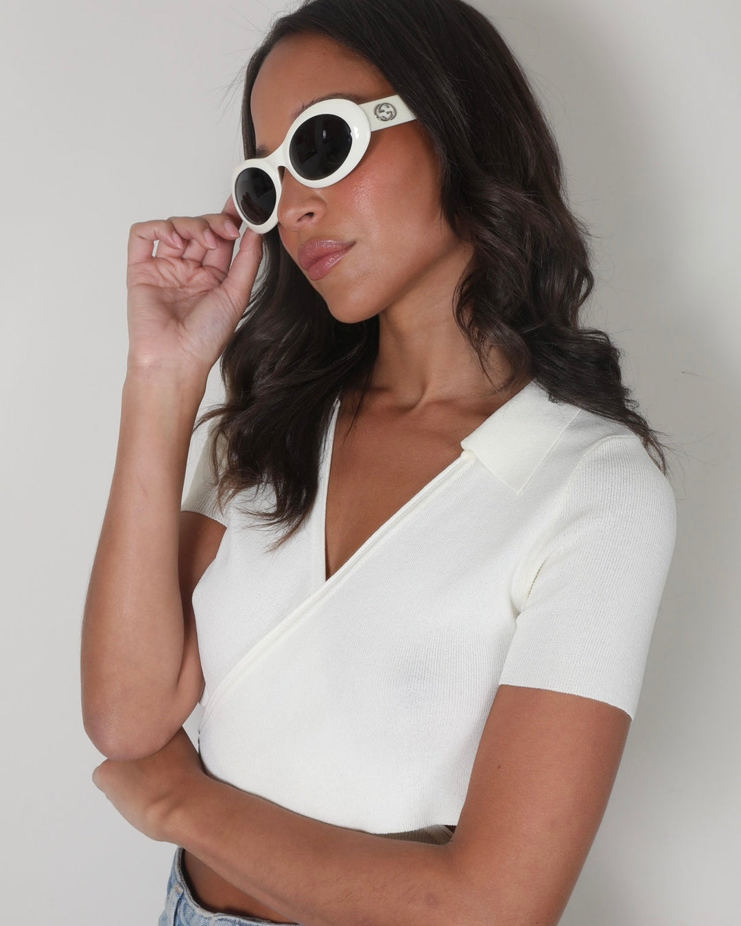 Gucci White Oval Sunglasses with Logo Detail