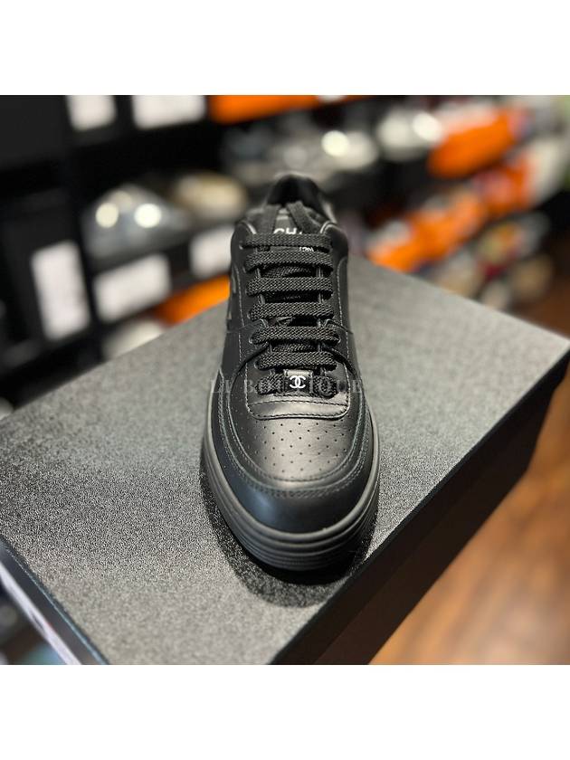 CC Logo Calfskin Low Top Sneakers Black Chanel