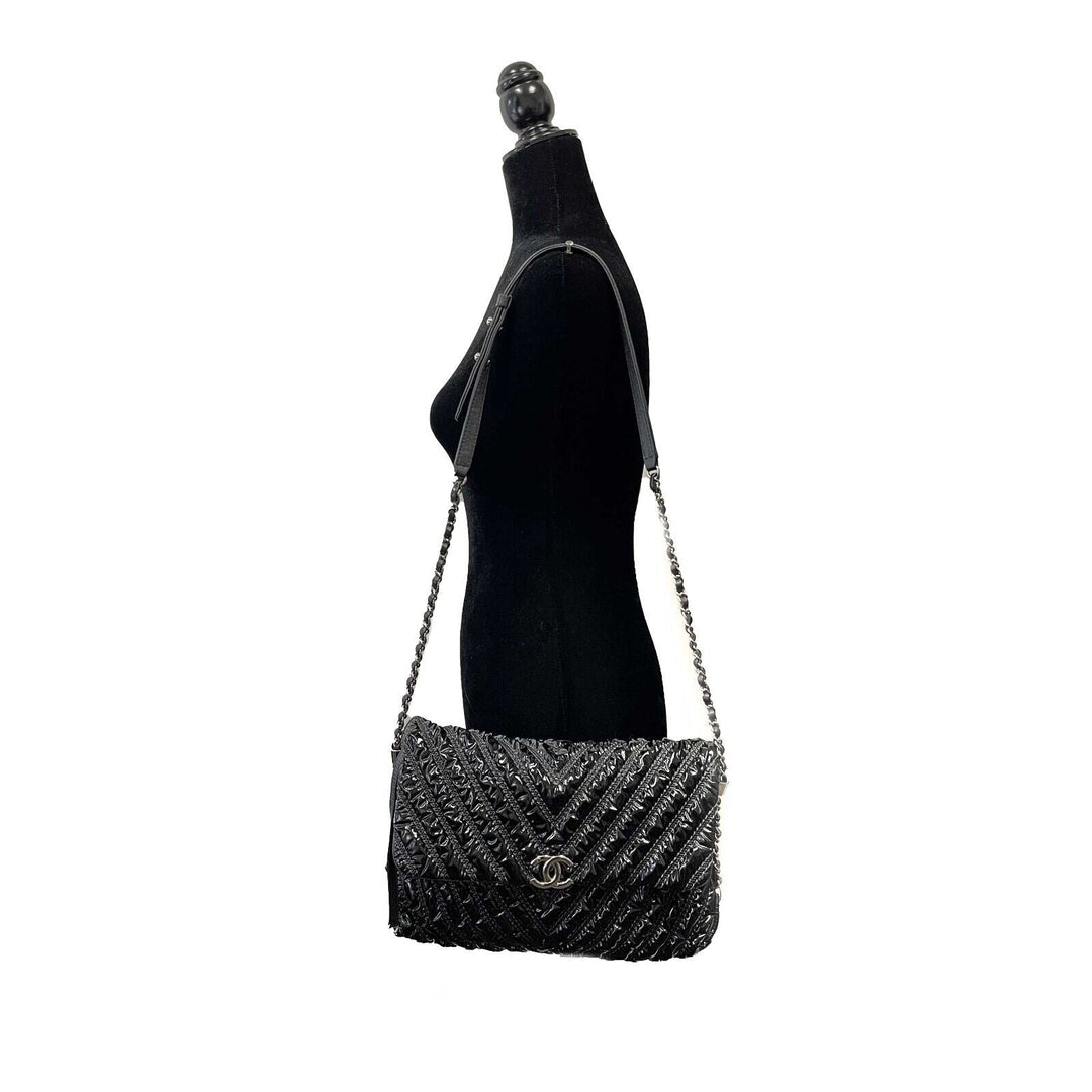 Chanel - New - Maxi Chevron Space Suit New Black Shoulder Bag