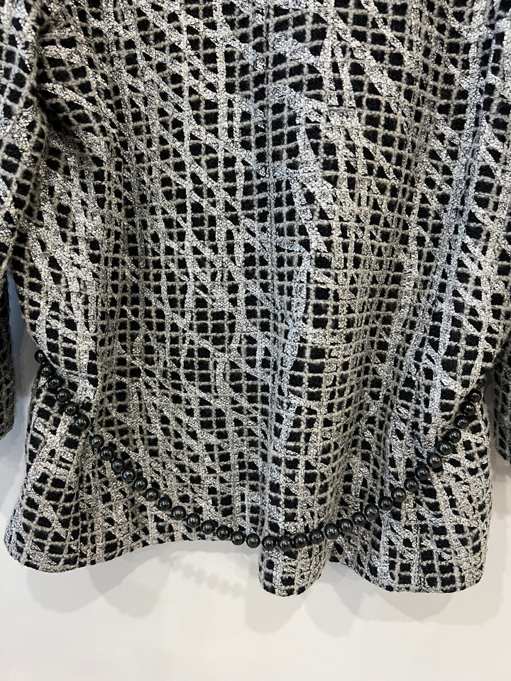 Top Quality Chanel Black and Silver Metallic Tweed Jacket with CC Buttons and Removable Pearl Detail Size FR 38 (UK 10)