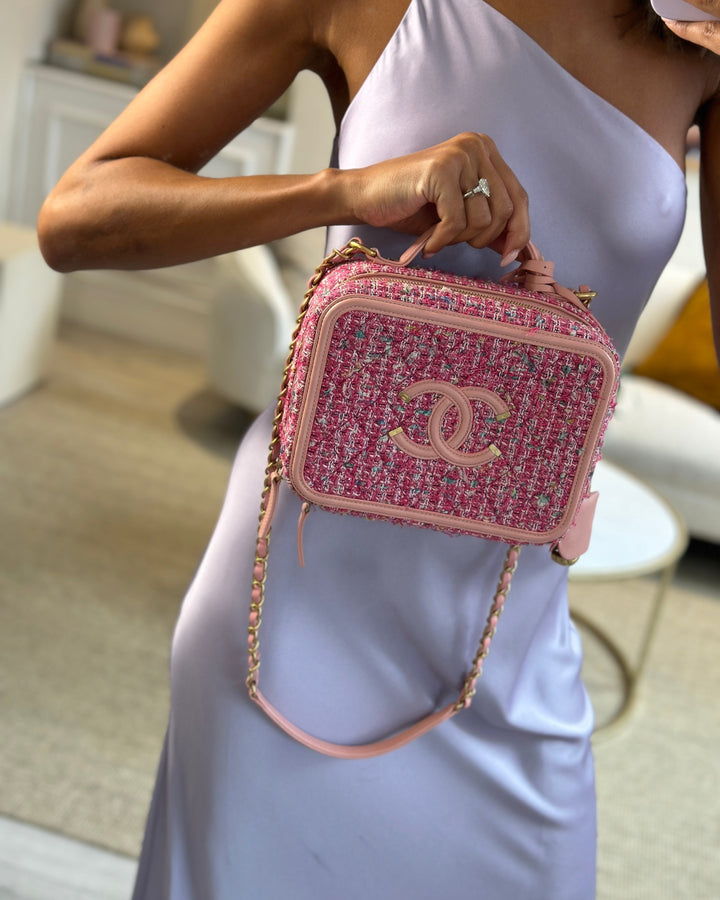 *SUPER HOT* Top Quality Chanel Pink Medium CC Filigree Vanity Case Bag in Tweed with Brushed Gold Hardware and Chain Detail