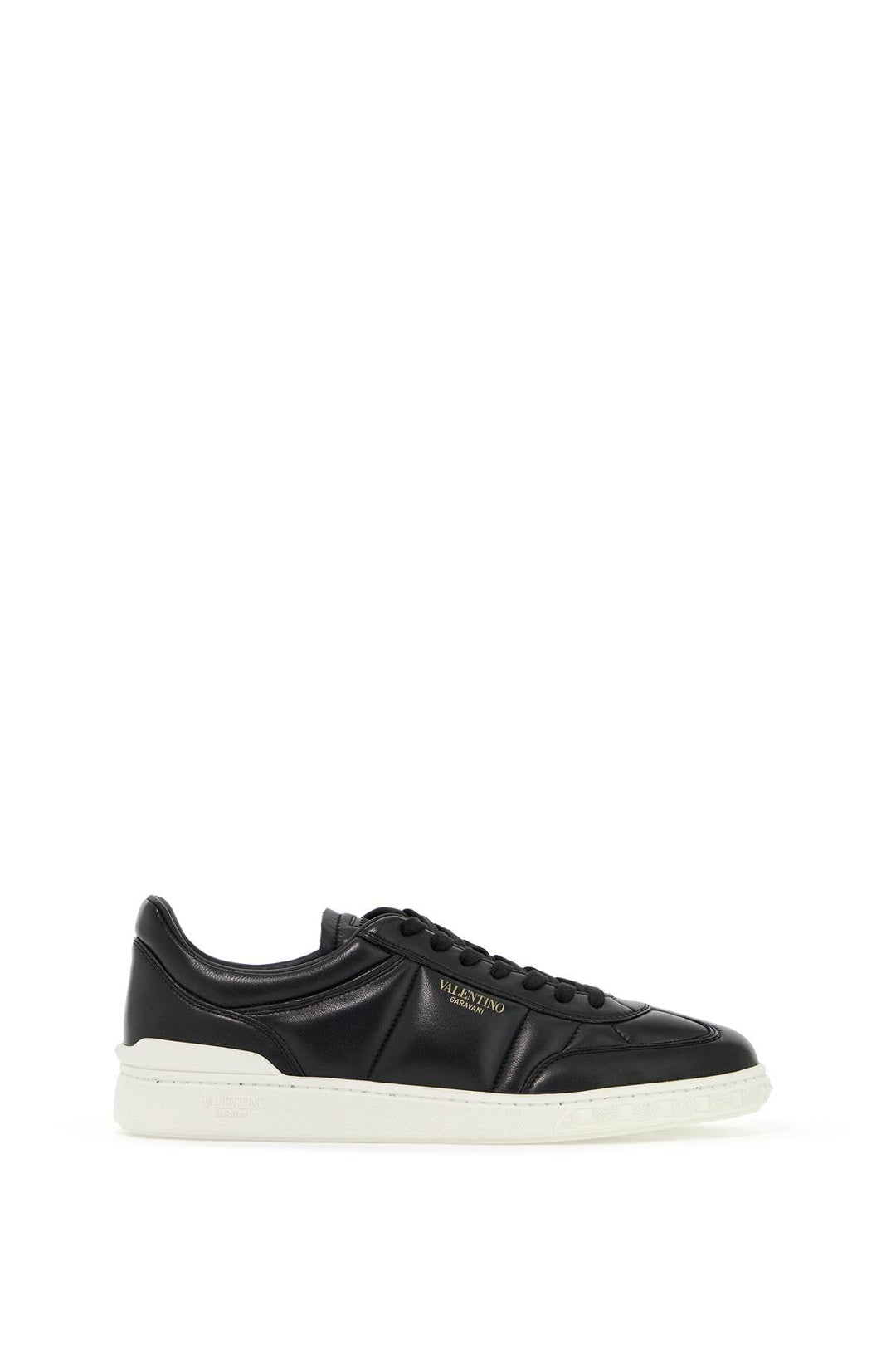 LOW TOP UPVILLAGE SNEAKER IN