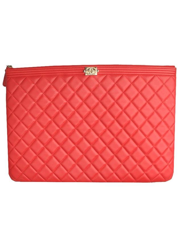 Boy Red Lambskin Quilted Gold Plated Large Clutch No 21 Chanel