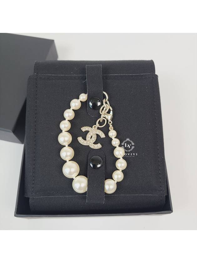 Crystal CC Logo Pearl Bracelet White Chanel