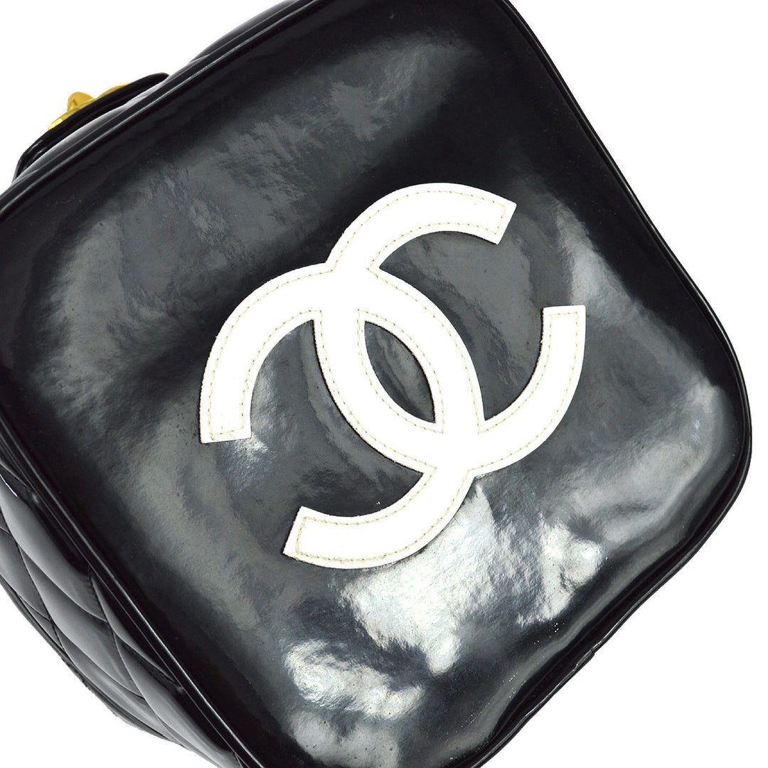 Top Quality Chanel 1994-1996 Black Patent Leather Heart Mirror Vanity Handbag