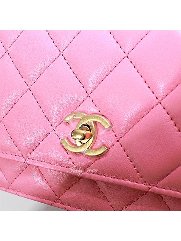 CC Logo Chain Leather Cross Bag Pink Chanel
