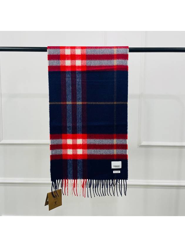 Burberry Classic Cashmere Scarf Navy Red