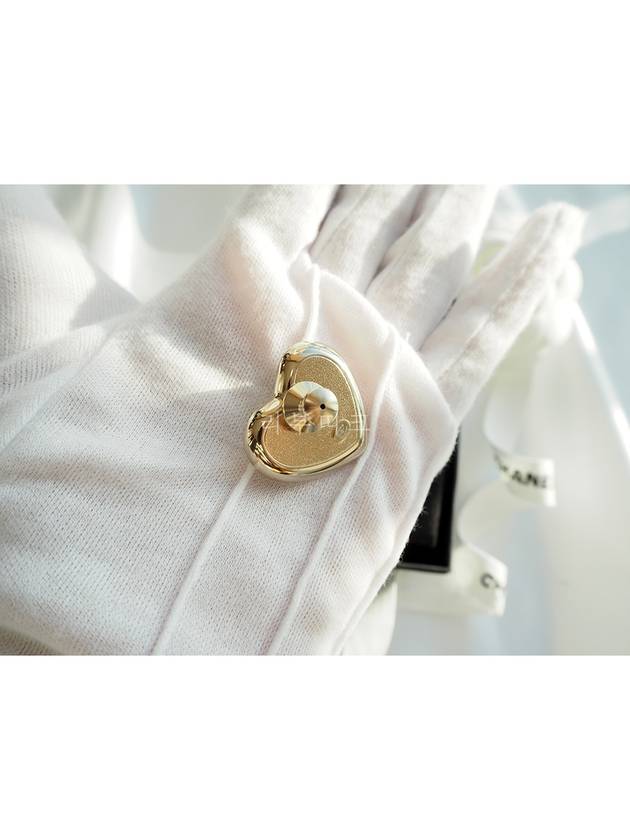 Double Heart Brooch Set White Chanel