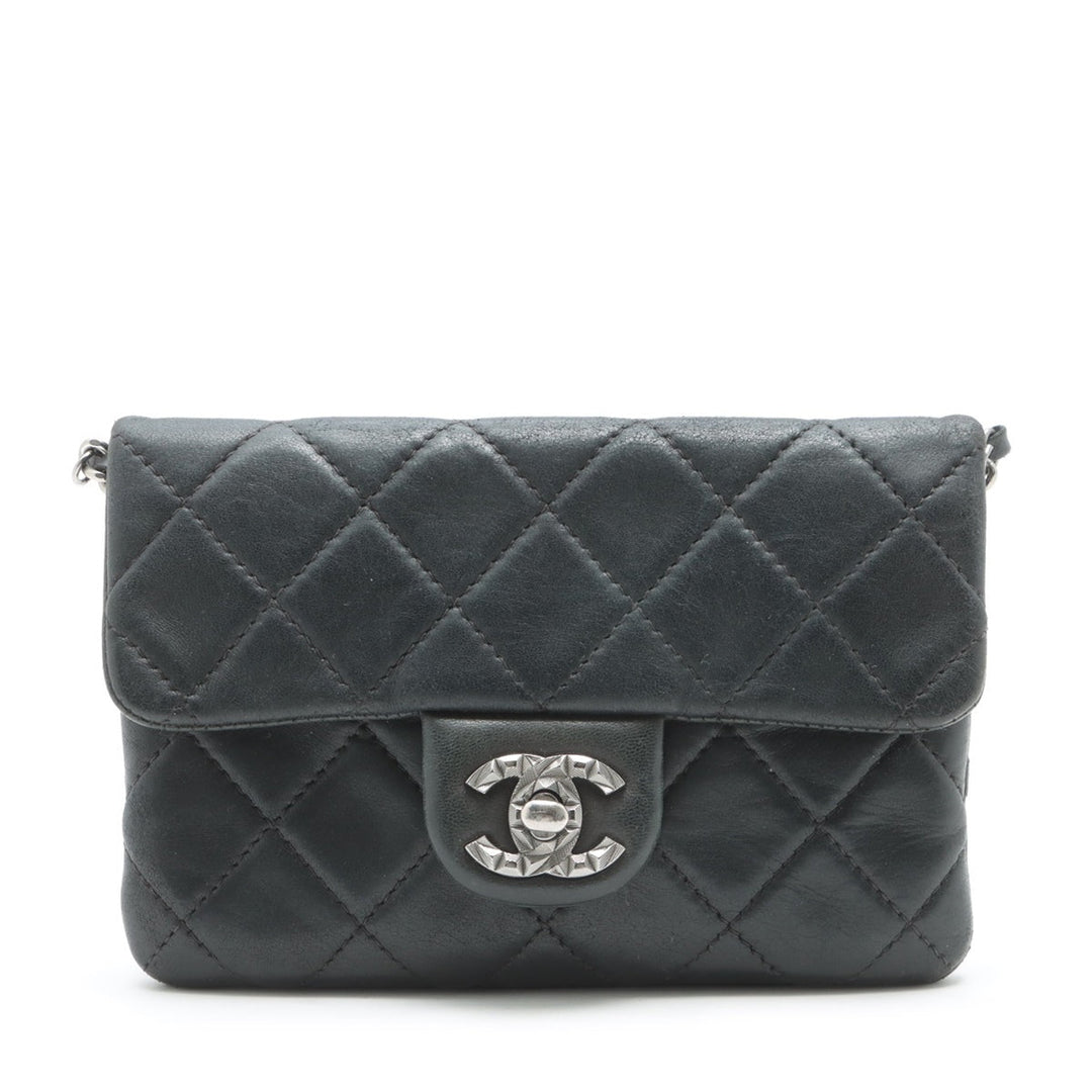 Top Quality Chanel Lambskin  Chain Shoulder Bag Black Silver Gold  17th