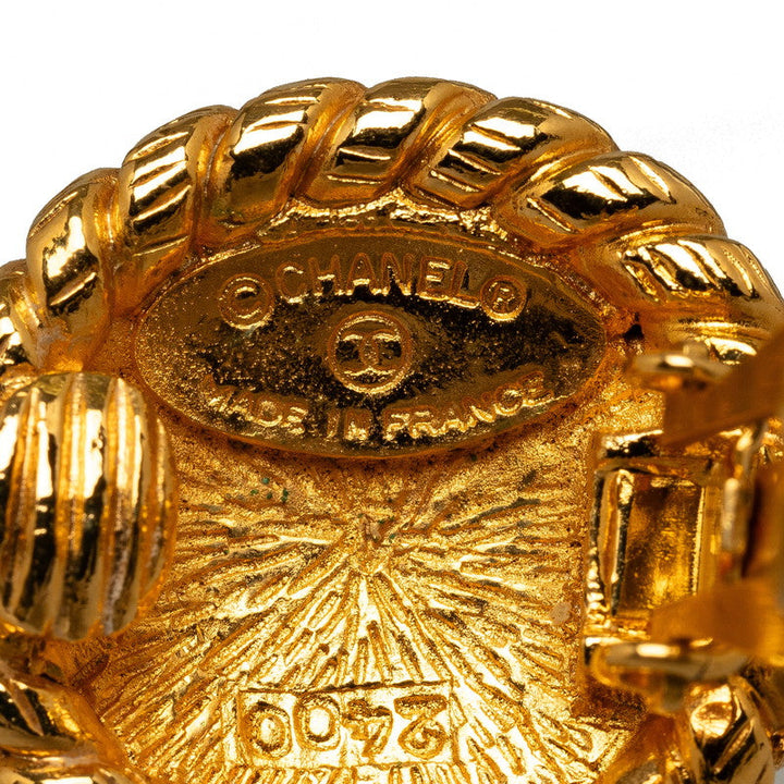 Top Quality Chanel Round Medallion Clip On Earrings Gold Plated Women's