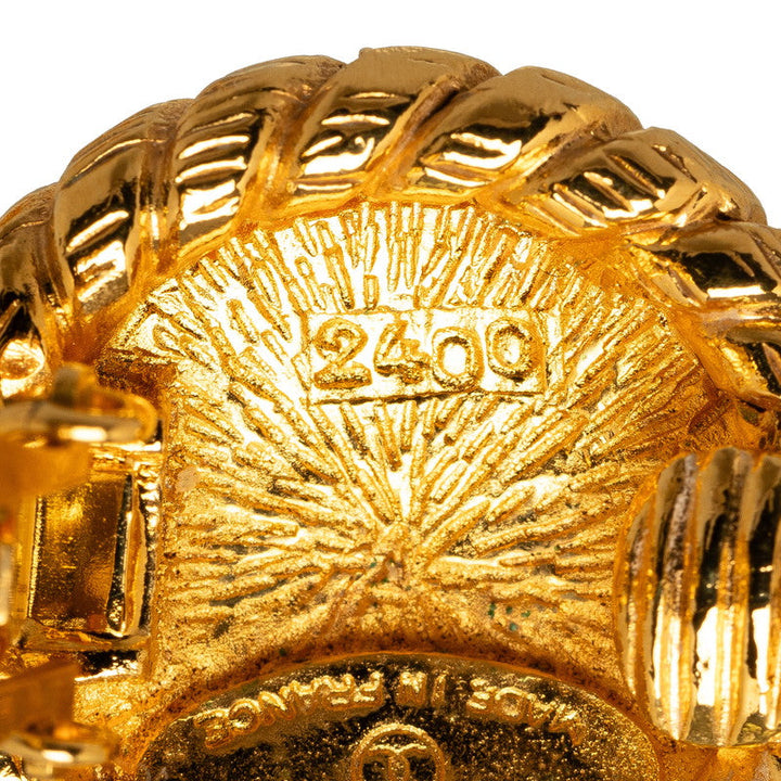 Top Quality Chanel Round Medallion Clip On Earrings Gold Plated Women's