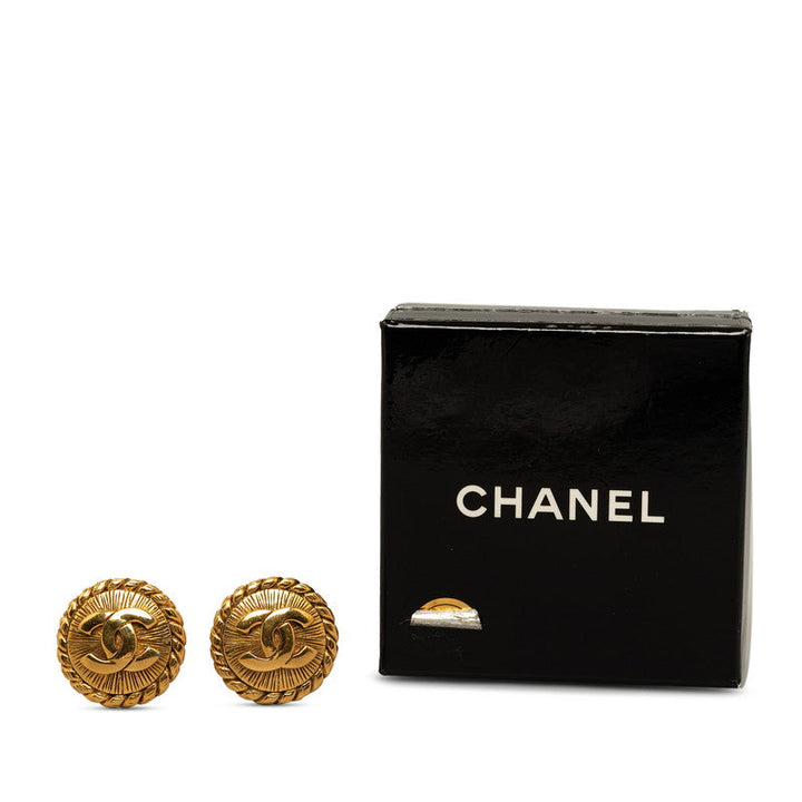 Top Quality Chanel Round Medallion Clip On Earrings Gold Plated Women's