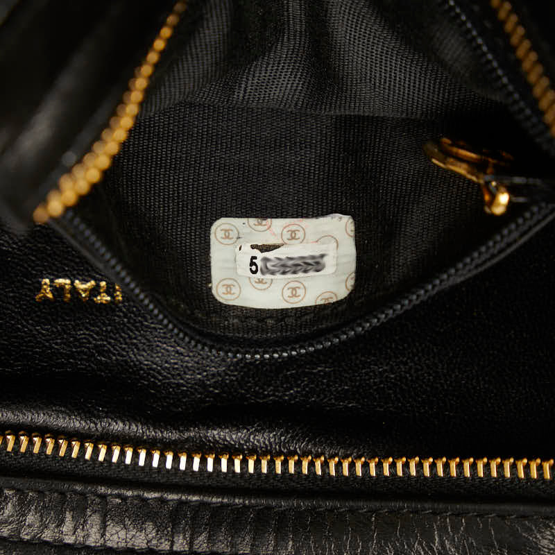 Top Quality Chanel Vintage Chain Shoulder Bag in Lambskin Black