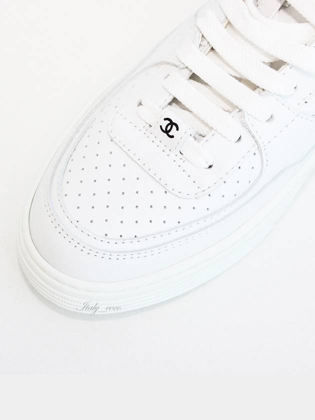 CC Logo Calfskin Low Top Sneakers White Chanel