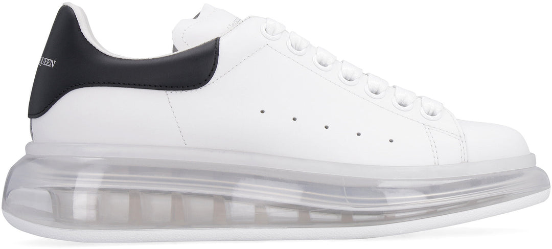 OVERSIZE SOLE AIR SNEAKERS