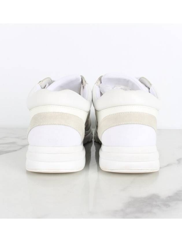 CC logo cruise sneakers 43 280 Chanel