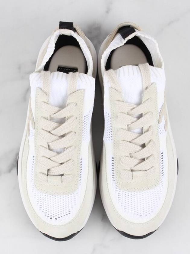 CC logo suede sneakers 38 250 Chanel