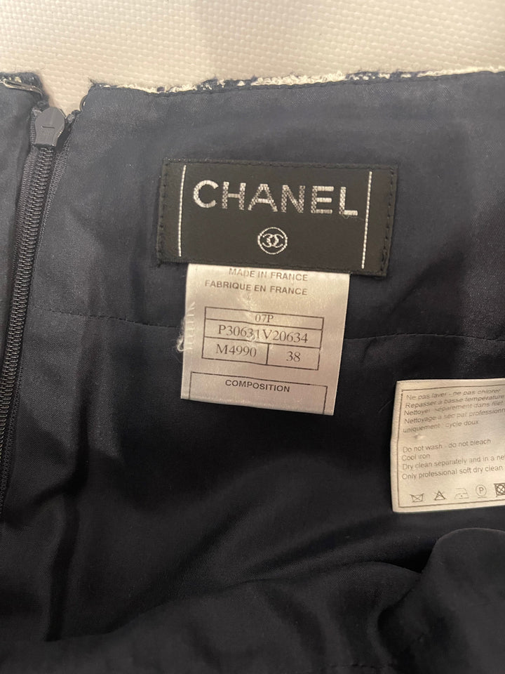 Top Quality Chanel 07/P Black, Navy and White Houndstooth Midi Skirt FR 38 (UK 10)