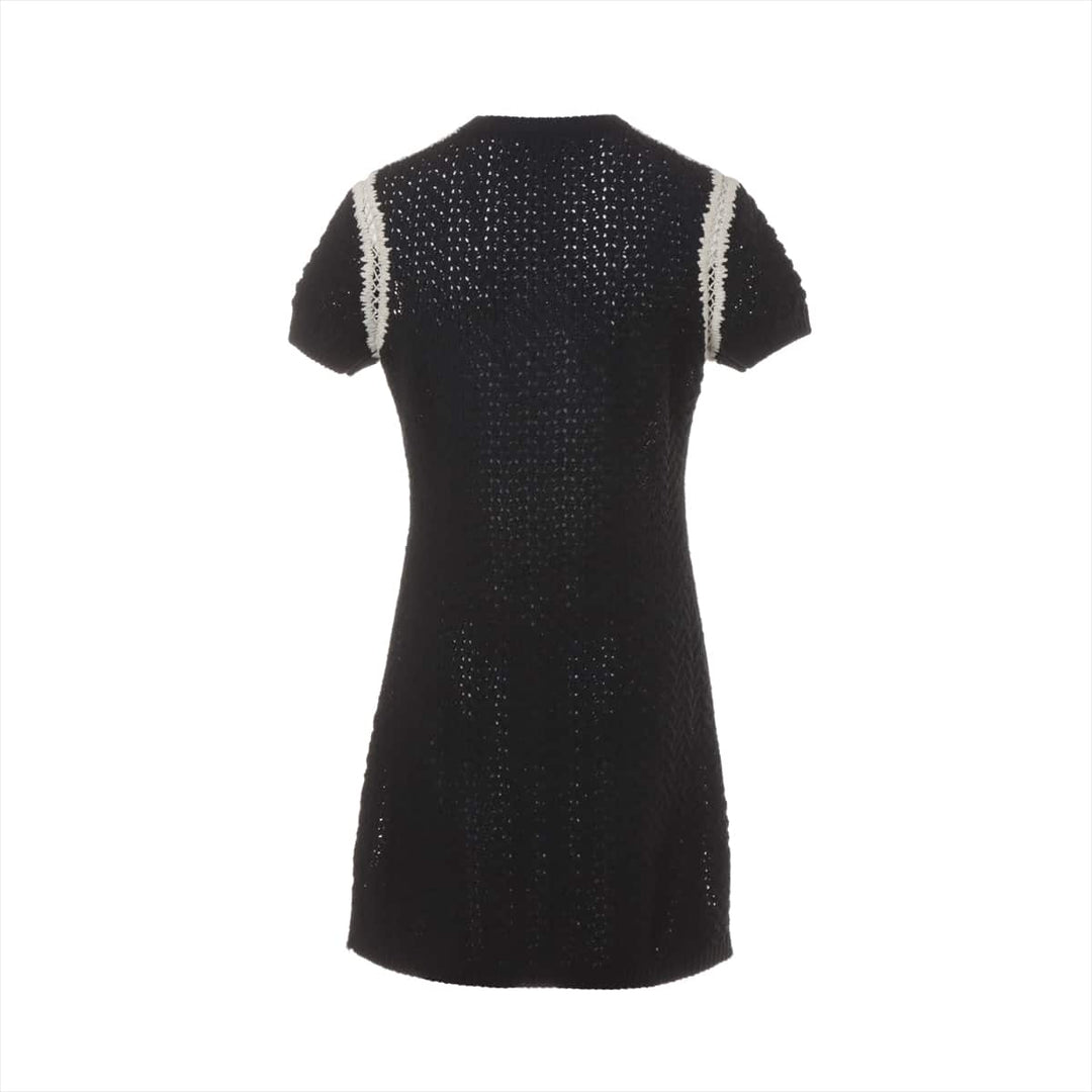 Top Quality Chanel Coconut Button P72 Silk e One Piece 36  Black