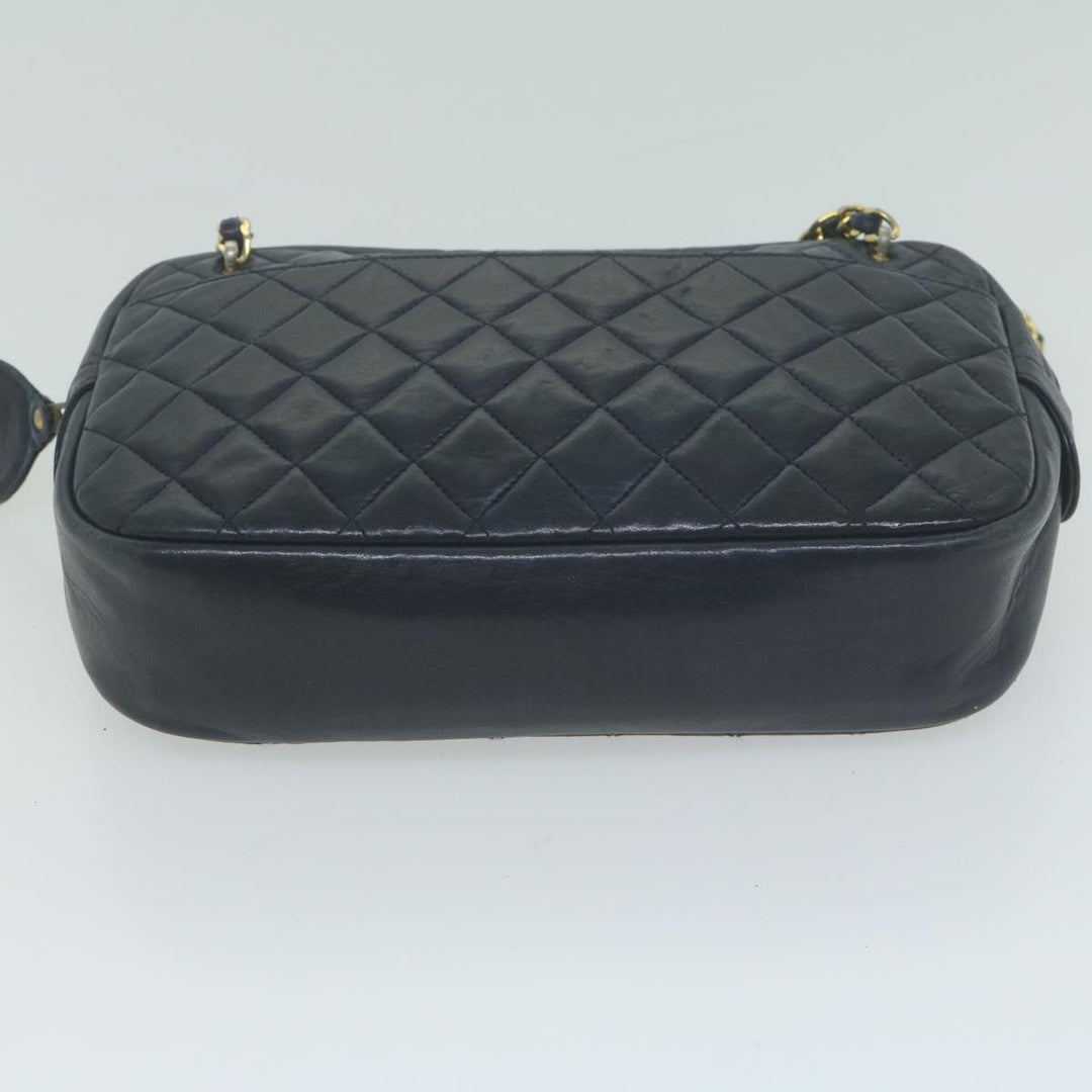 Top Quality Chanel Matelasse Chain Shoulder Bag Leather Navy CC Auth 65588