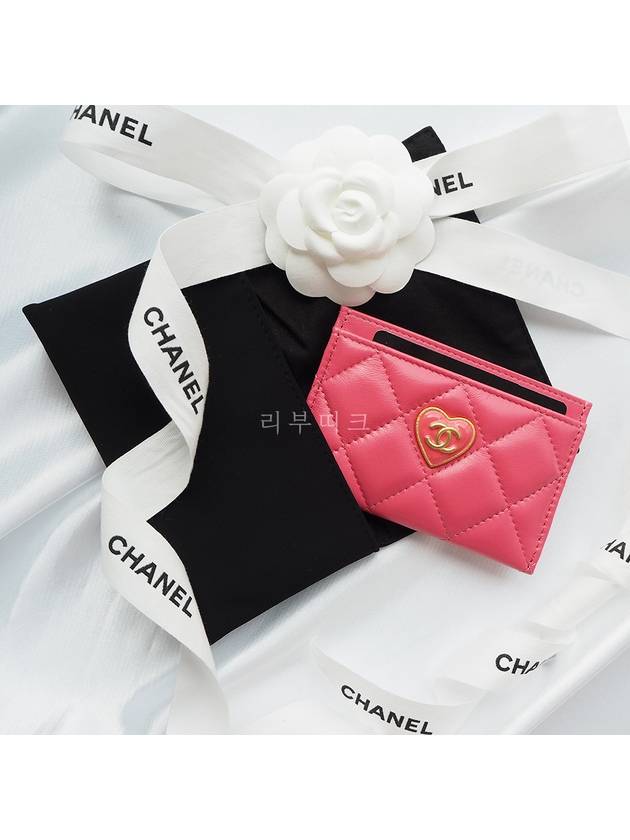 Heart Logo Lambskin Card Wallet Pink Chanel
