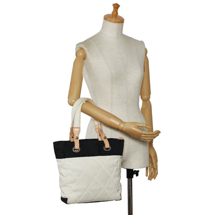 Top Quality Chanel Top Quality Chanel MATRESSE TORTSE BAG BLACK WHITE LADY'S TORTSE MARKET
