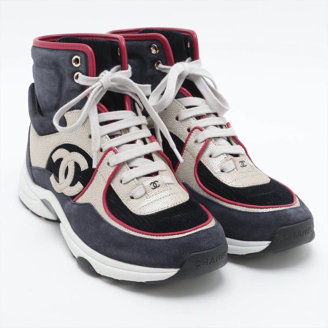Top Quality Chanel Coco Leather High-Cut Sneaker 37 1/2  Multicolor G34053