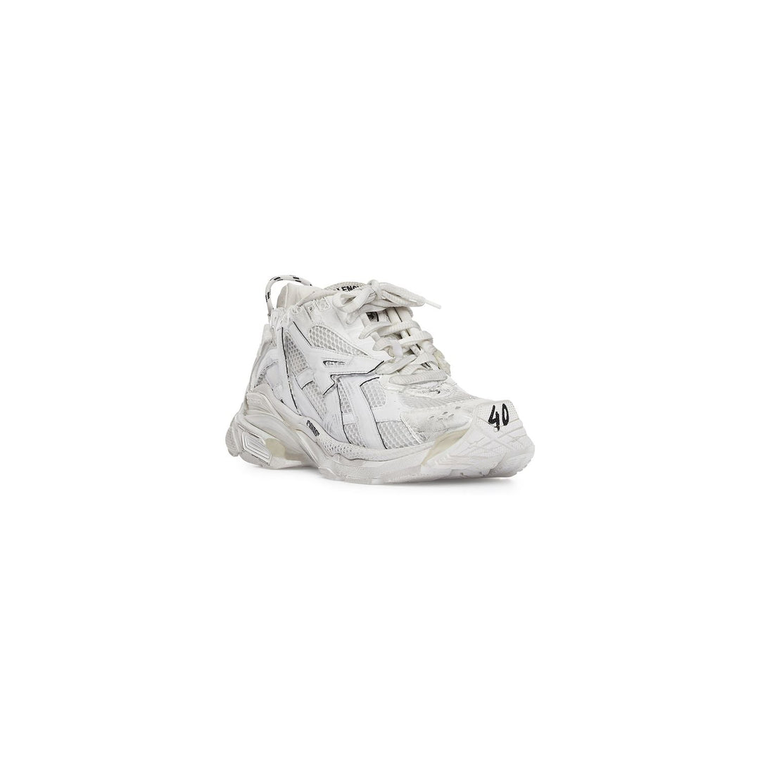 RUNNER SNEAKERS