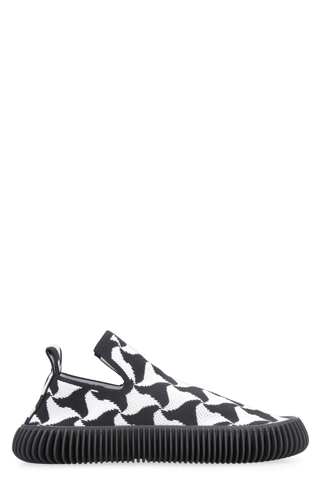 WAVY TRIANGLE SLIP-ON SNEAKERS