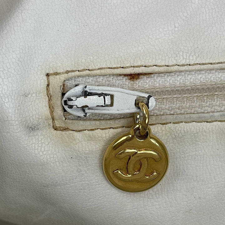 Chanel - Vintage 1994 White Leather Small Chevron Tote / Shoulder Bag