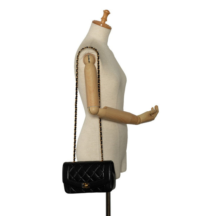 Top Quality Chanel Diana Flap Small in Lambskin Quilted