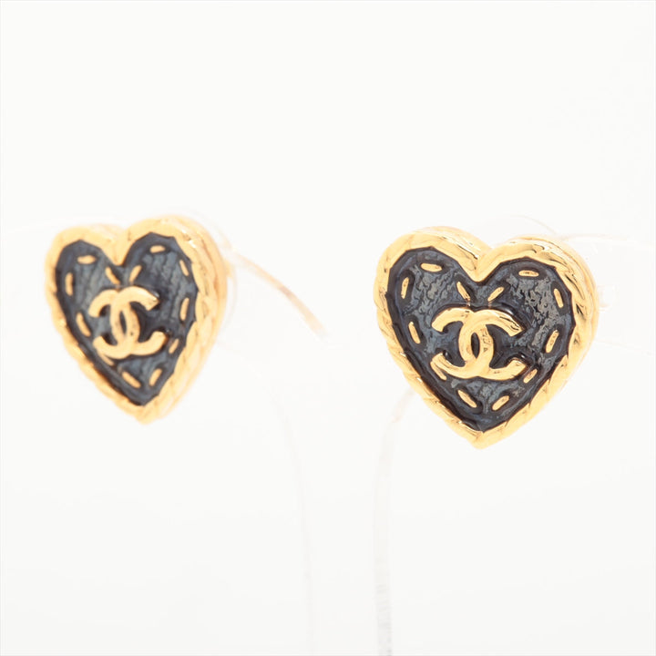 Top Quality Chanel Coco Heart I24P Ear Rings for both ears