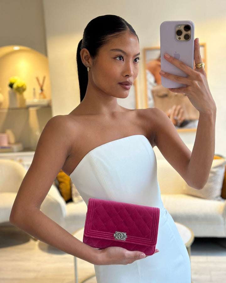 *FIRE PRICE* Top Quality Chanel Pink Boy Wallet on Chain in Velvet with Silver Hardware