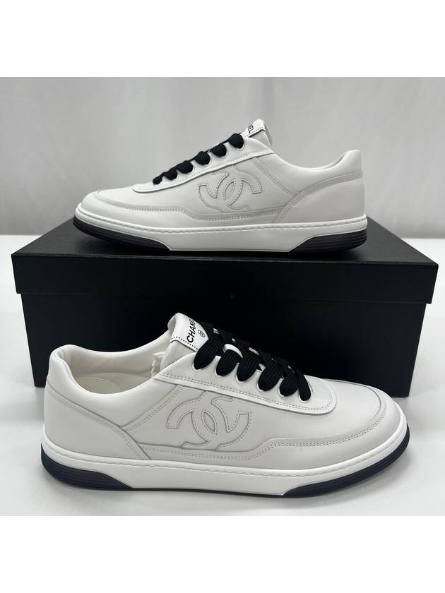 CC Logo Calfskin Low Top Sneakers White Chanel
