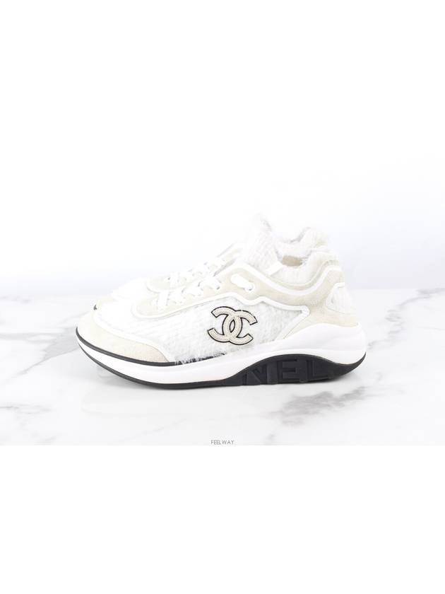 CC logo knit sneakers 36 230 Chanel