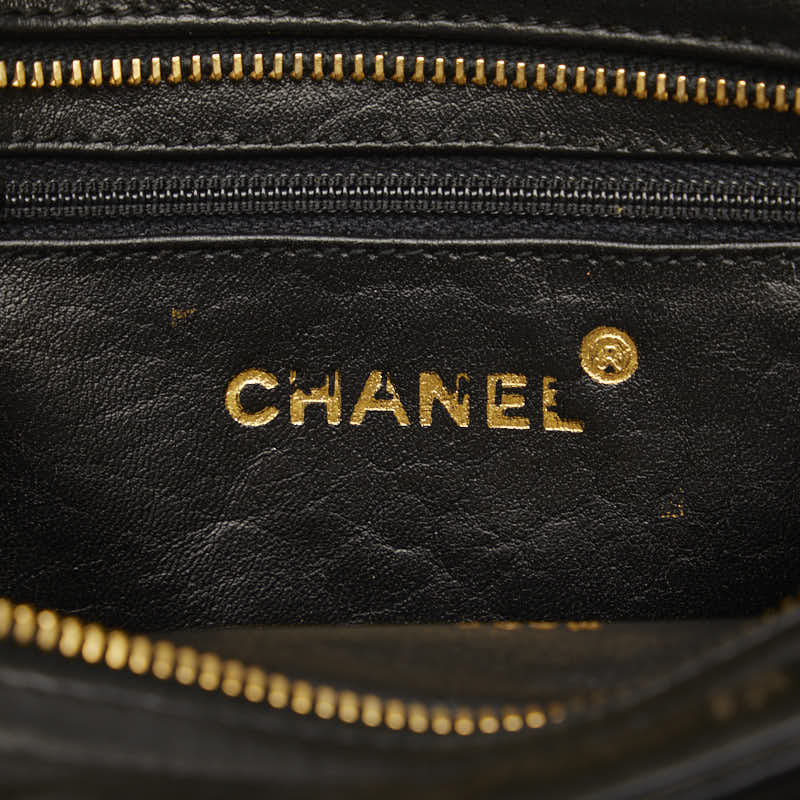 Top Quality Chanel Vintage Chain Shoulder Bag in Lambskin Black