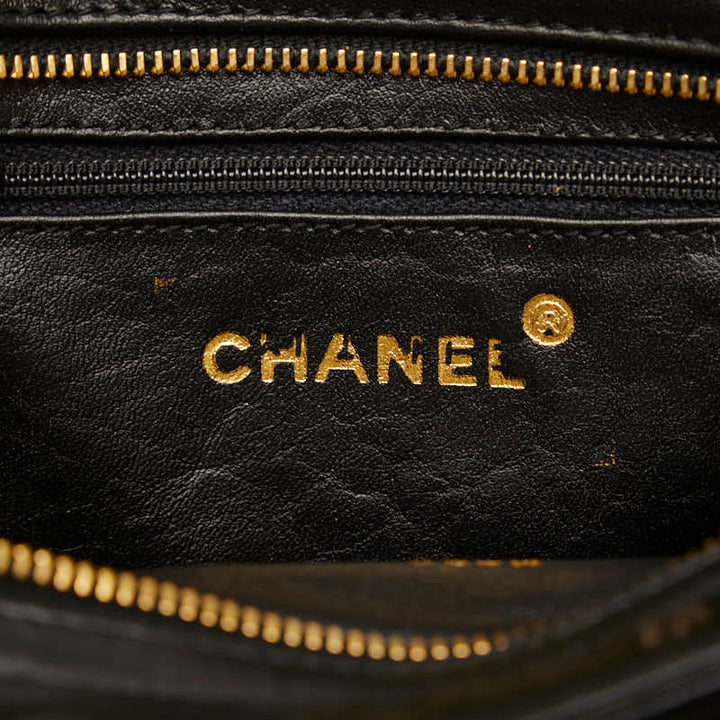 Top Quality Chanel Vintage Chain Shoulder Bag in Lambskin Black