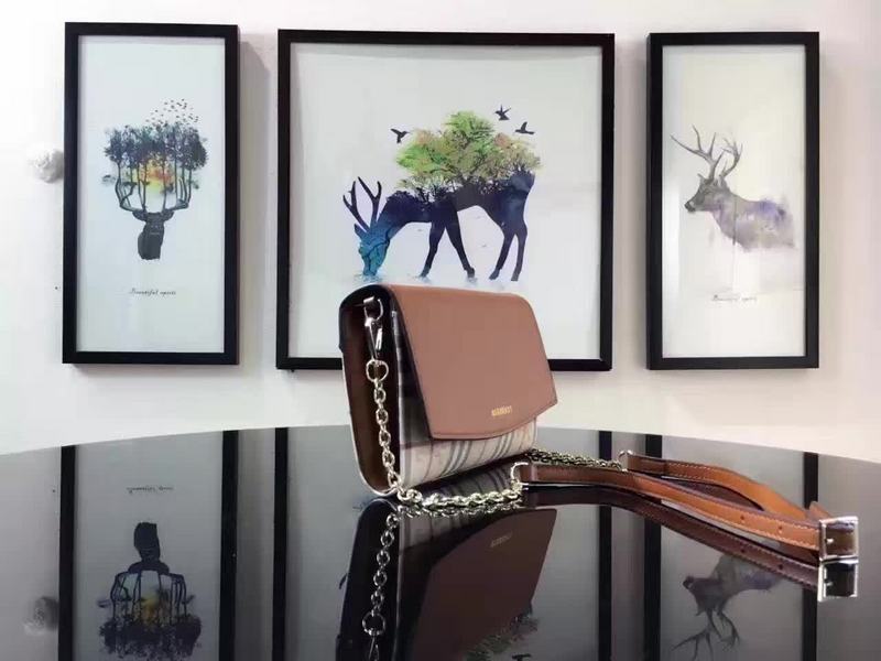 Burberry Bags - BG Bags - 1126