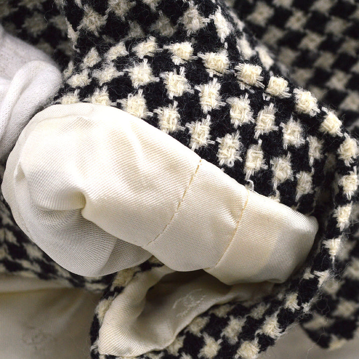 Top Quality Chanel Coat Black White 96A #36