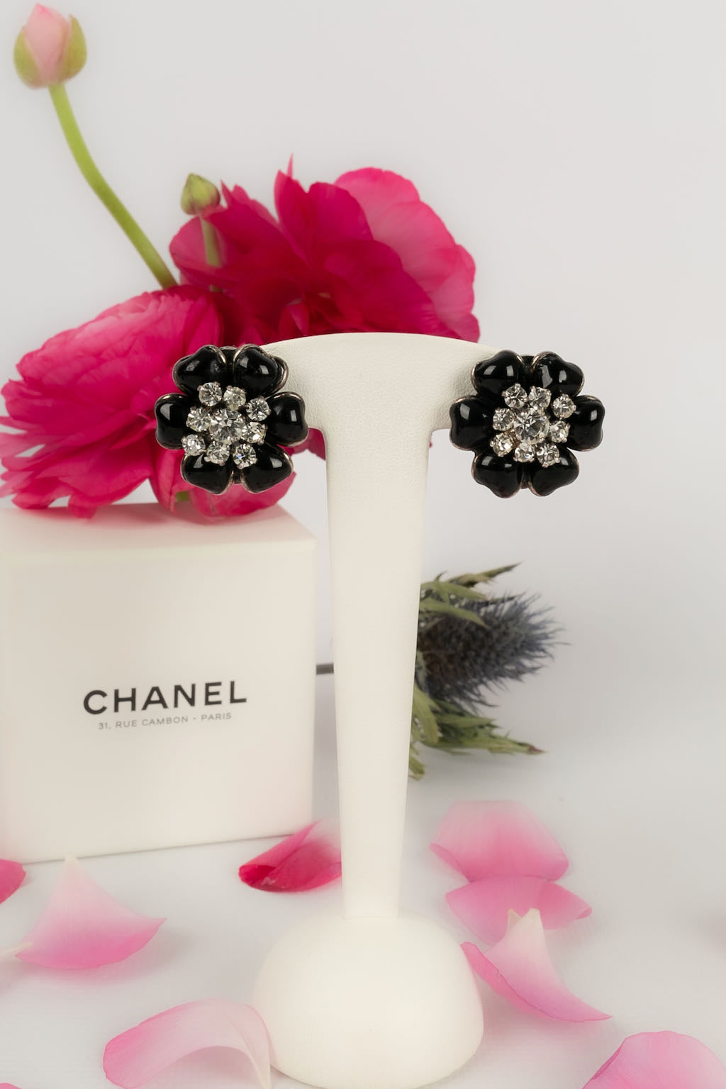 Boucles d'oreilles cam√©lias Chanel