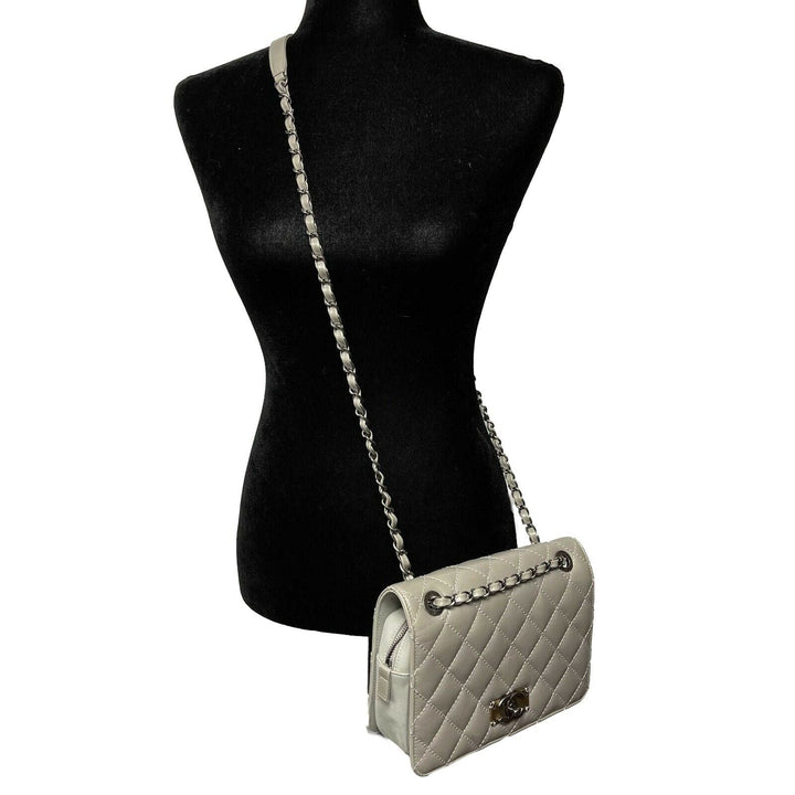 Top Quality Chanel - Glazed Calfskin Quilted Medium Day Trip New Bag - Crossbody