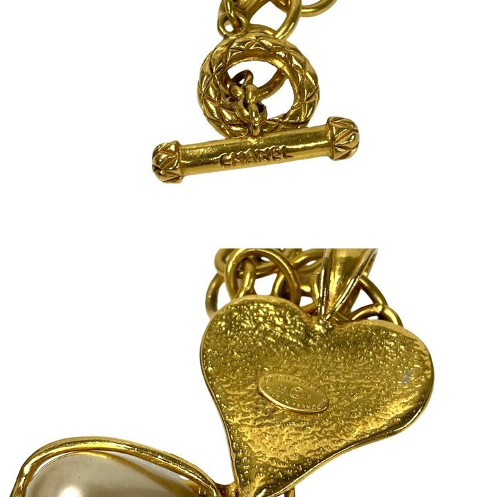 Top Quality Chanel Vintage Heart Pearl Necklace Pendant